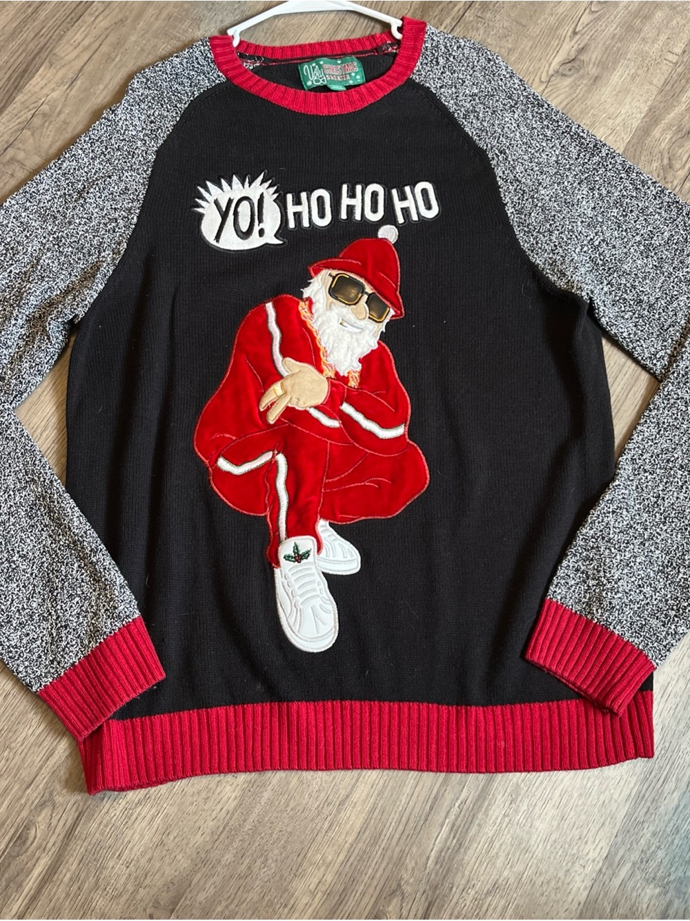 Holiday Santa Graphic Crewneck Sweater - Black/Red - XXL